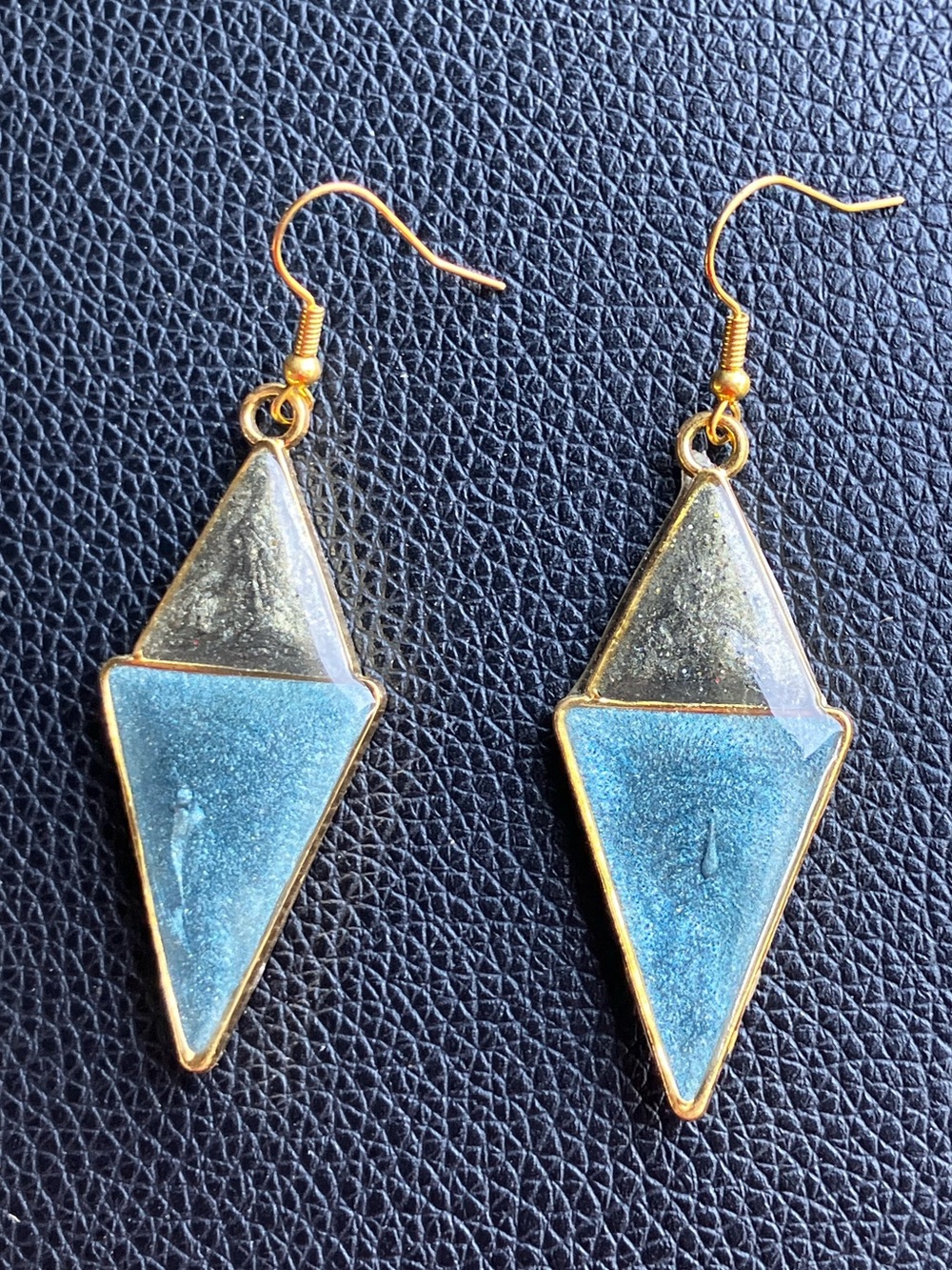 Forest greens multi triangle-earrings - Picture 5 of 6